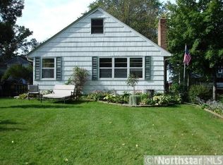 2917 Casco Point Rd, Wayzata, MN 55391