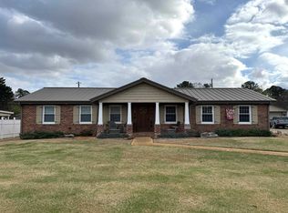 2209 Bower Dr, Florence, AL 35630