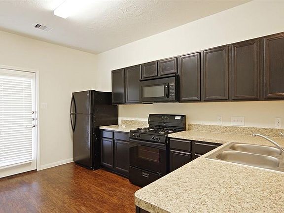 4th image of 15522 Kiplands Bend Dr
