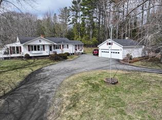 1522 Pushaw Road, Glenburn, ME 04401