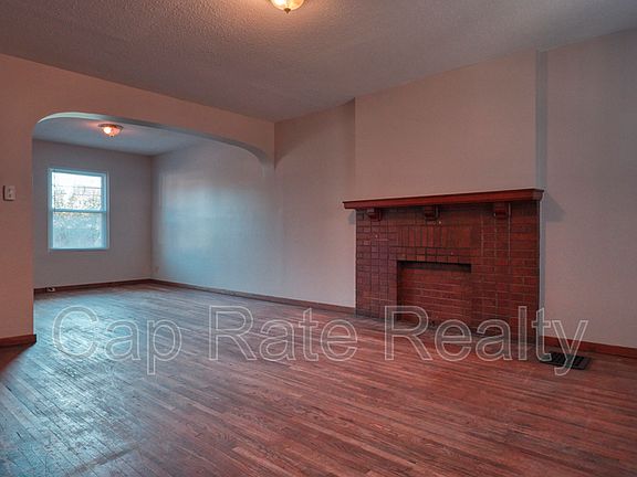 2nd image of 2214 Homestead Dr