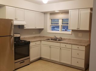 1062 W Taylor St #2R, Chicago, IL 60607