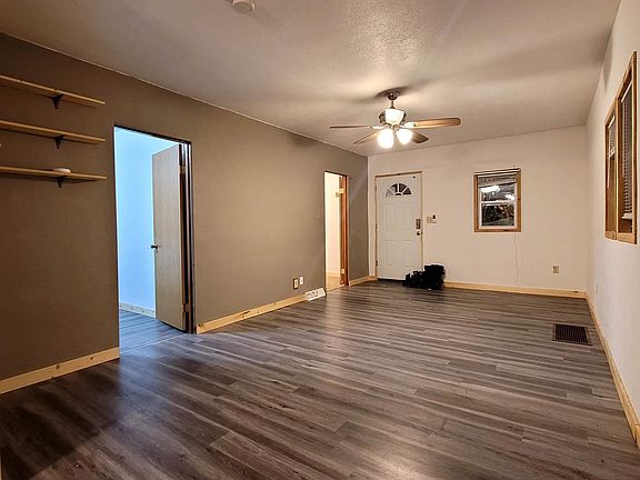 2nd image of 601 2nd Ave NW