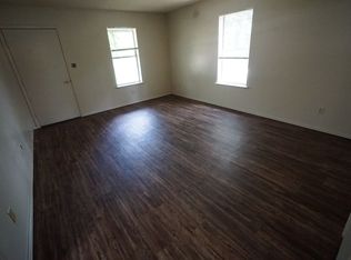 1807 N 28th St, Van Buren, AR 72956