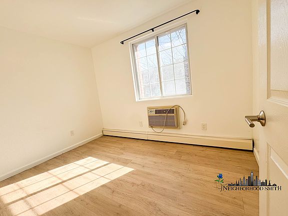 5th image of 359 Franklin Ave #2