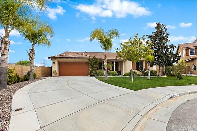 1st image of 31749 Meadow Ln