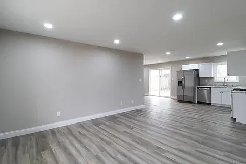 3 bed, 1174 sqft, $2,199 — Photo 4