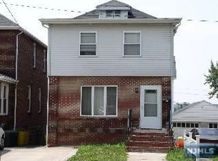 267 Hillside Ave, Palisades Park, NJ 07650