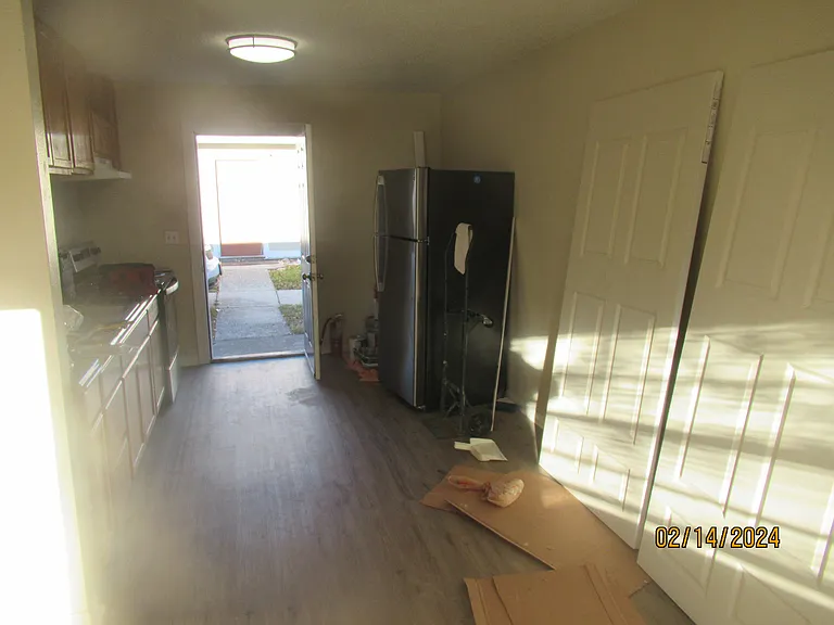 2102 W Beach St #B — Photo 6