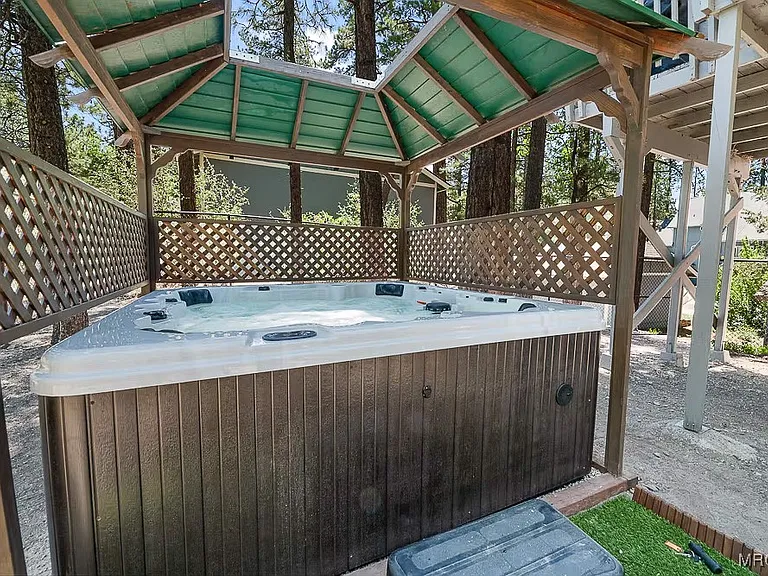 42646 Constellation Dr — Photo 37