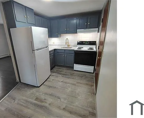 31 Franklin St #15 — Photo 3