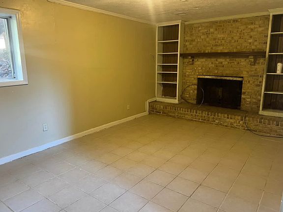 5th image of 600 Navarre Dr