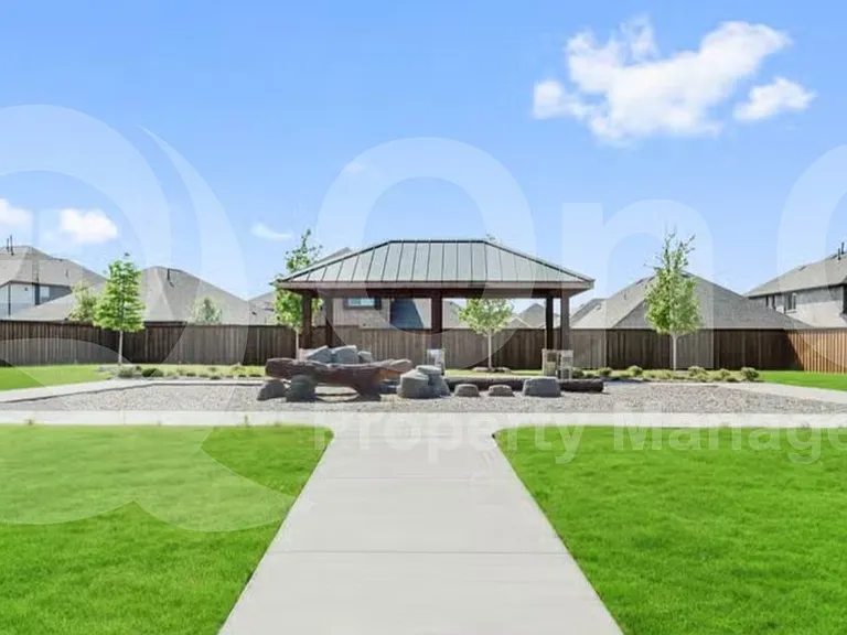 5304 Babcock Rd — Photo 36
