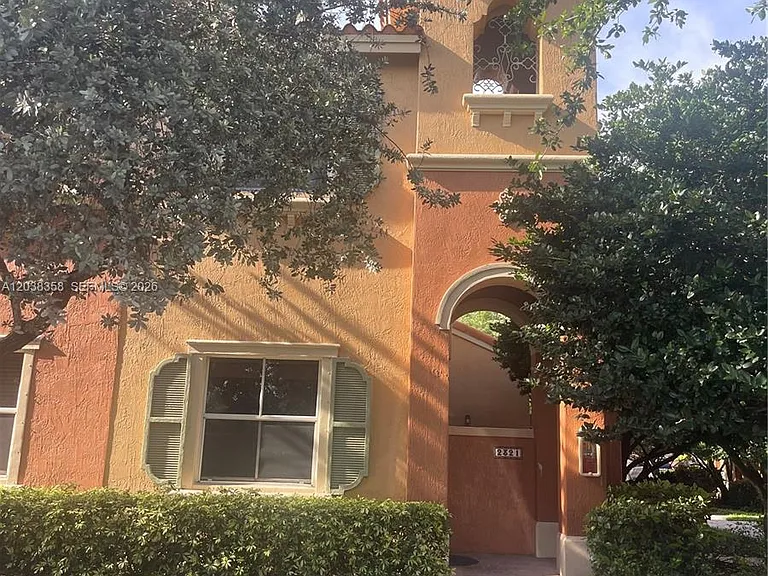 2321 Mariner Ct #2810 — Photo 1