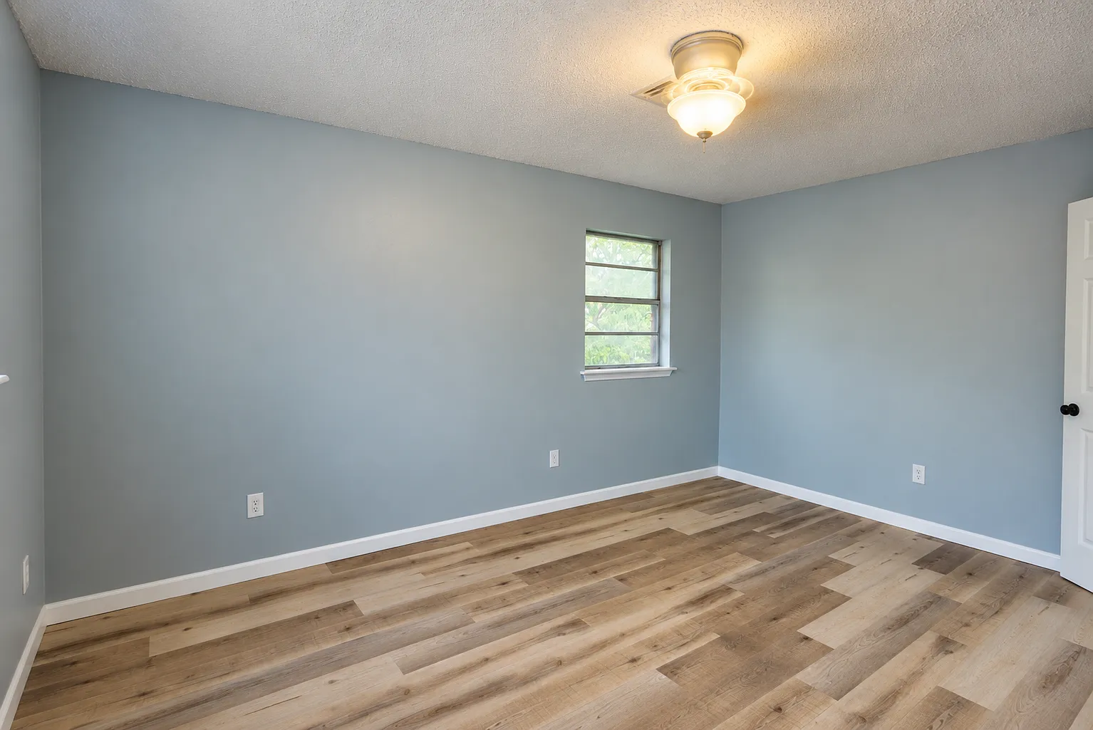 3 bed, 1591 sqft, $1,595 — Photo 3