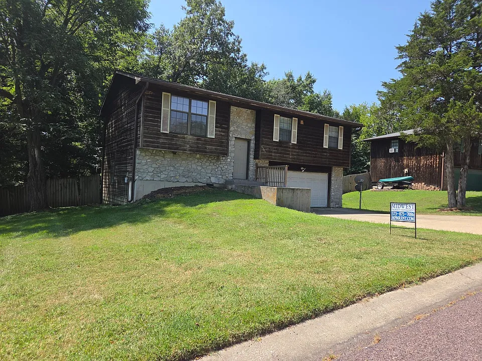 8303 W Southeast Ct