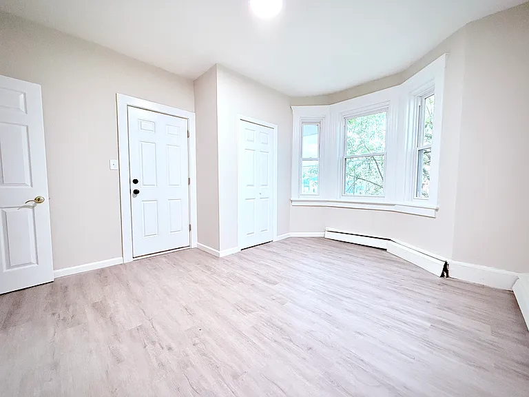 39 Southfield Ave #A — Photo 4