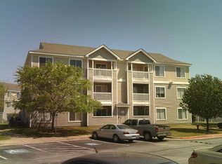 523 Southwest Pkwy APT 104, College Station, TX 77840