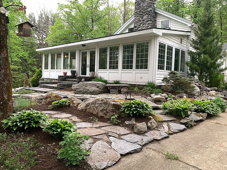 1st image of 128 Great Barrington Rd