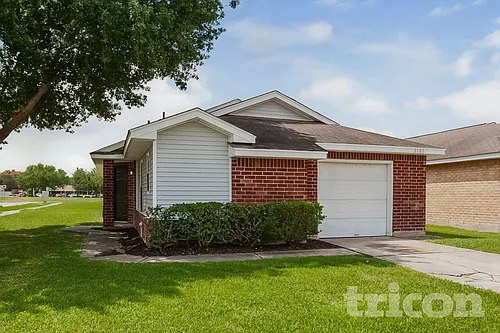 3103 Kelling St Photo 1