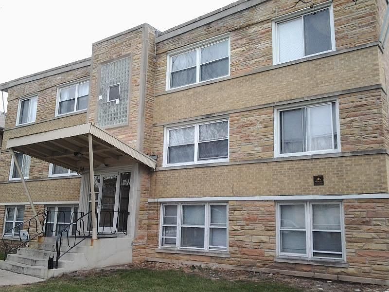 1st image of 2023 N Harlem Ave APT A2