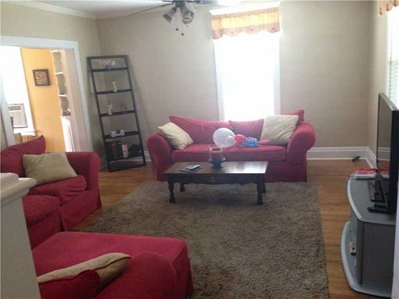 3rd image of 711 Welty St