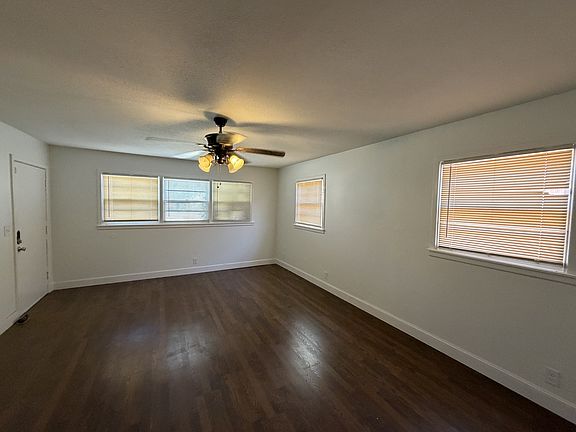 3rd image of 3813 25th St