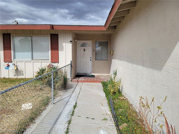 2nd image of 5216 Lytton Ave #0