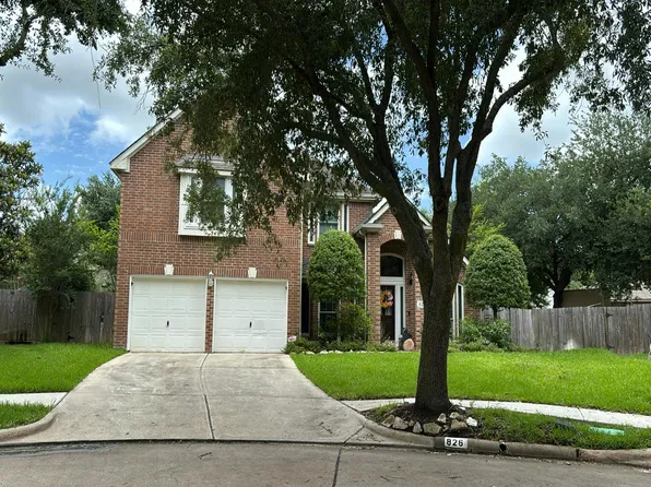 826 Featherbrook Ct, Sugar Land, TX 77479