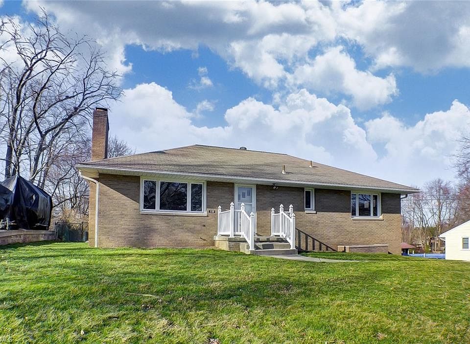 1st image of 739 Norton Dr