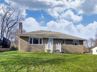 739 Norton Dr, Tallmadge, OH 44278