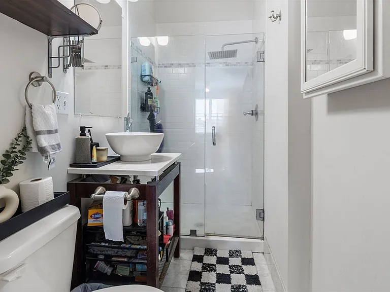 152 Old Colony Ave #10 — Photo 13