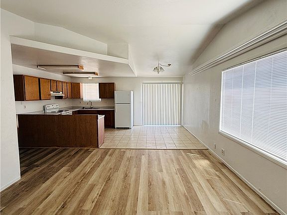 4th image of 1820 Galaxy St Unit A