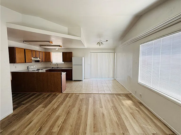 1820 Galaxy St #A — Photo 4