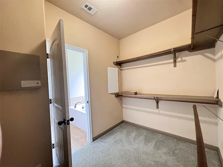 416 Buck Ridge Rd — Photo 12