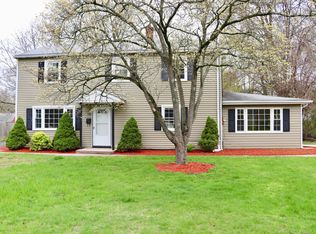 76 Middle Dr, East Hartford, CT 06118