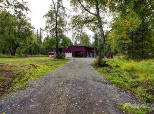 15250 E Kristofer Ln, Palmer, AK 99645