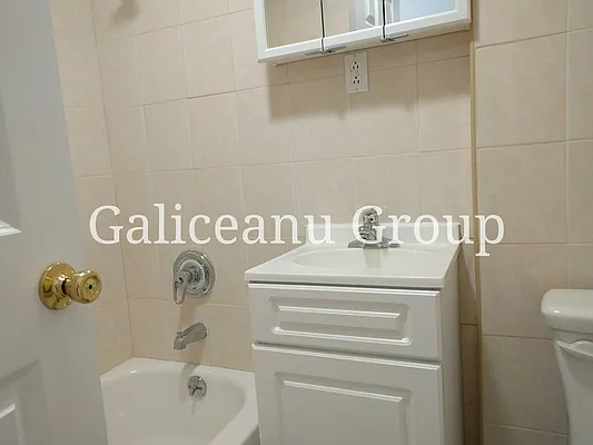 Rented by Lexington Real Estate Group | media 24