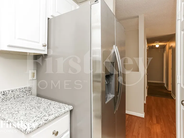 721 Peteywood Dr — Photo 5