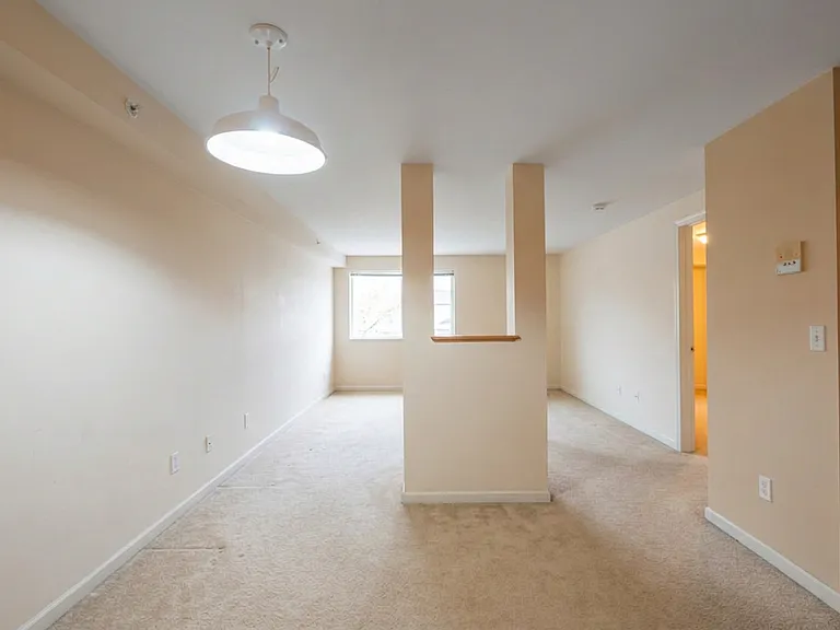 181 Lower Main St — Photo 5