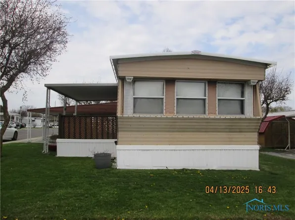 1415 Westshore Dr, Findlay, OH 45840