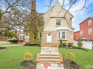 304 Keer Ave, Newark, NJ 07112