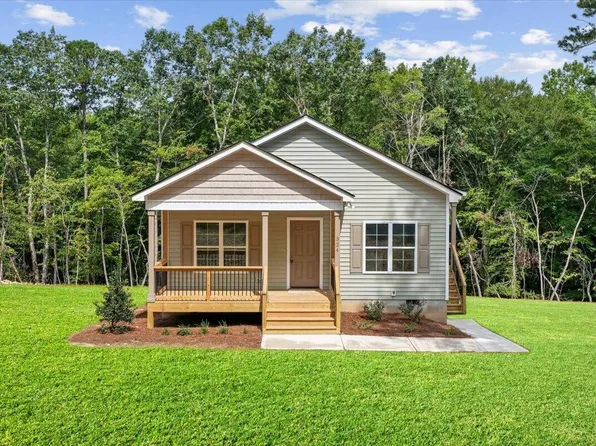 324 Chartres St, Fuquay Varina, NC 27526