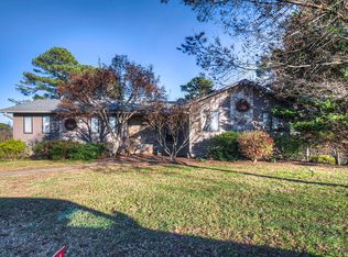 1010 Panorama Dr, Chattanooga, TN 37421