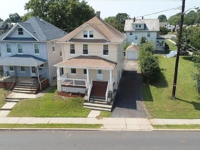 17 Us Highway 206, Raritan, NJ, 08869