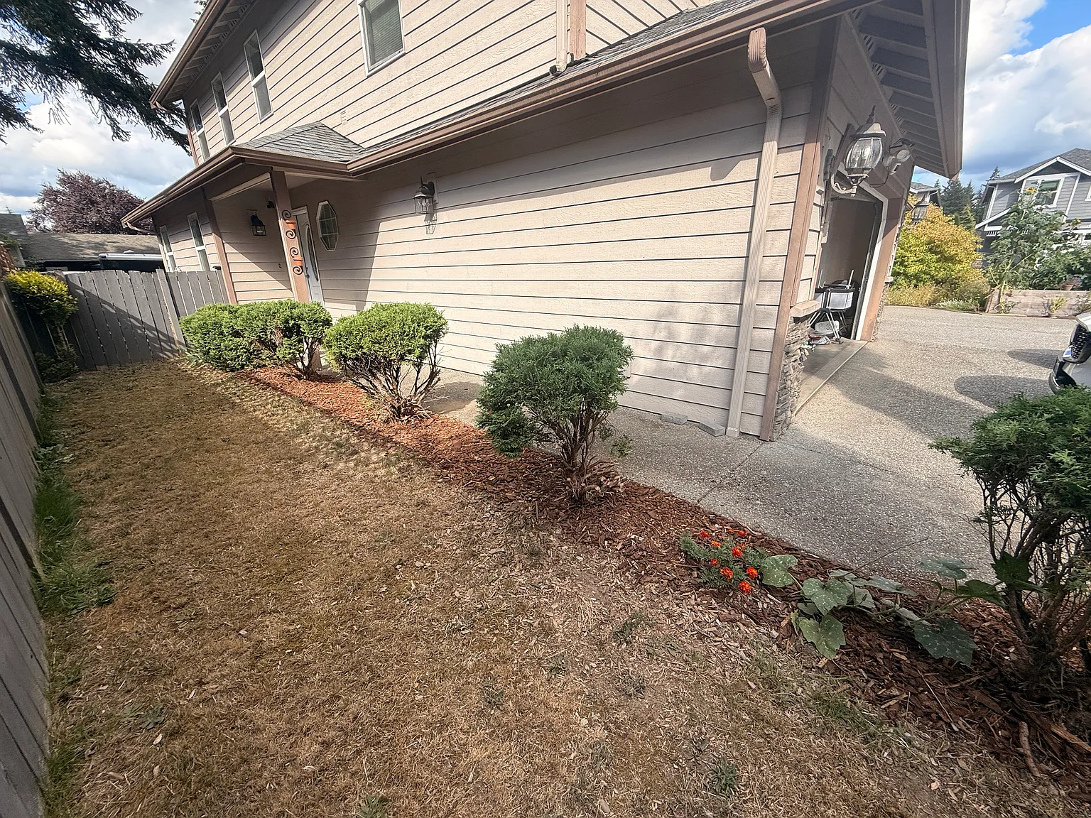 3 bed, 2.5 bath, 1434 sqft, $2,750 — Photo 3