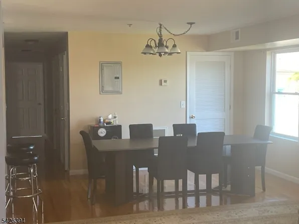 189 Astor St, Newark City, NJ 07114