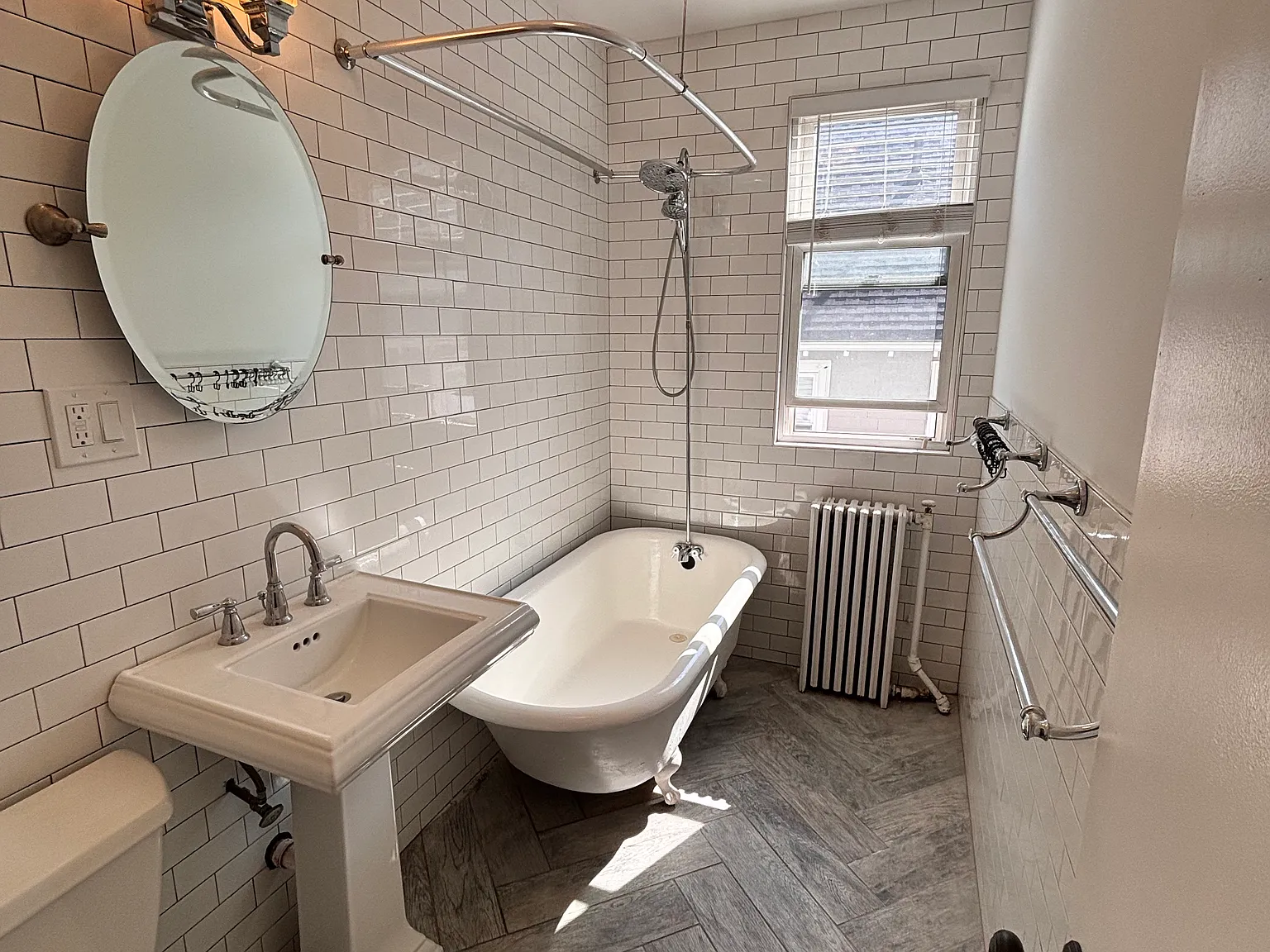 122 Aldrich St — Photo 4