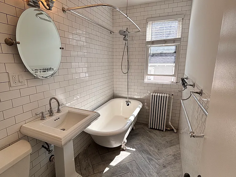 122 Aldrich St #2 — Photo 4