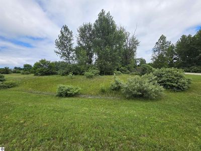 1501 S Montmorency Ln, Suttons Bay, MI, 49682